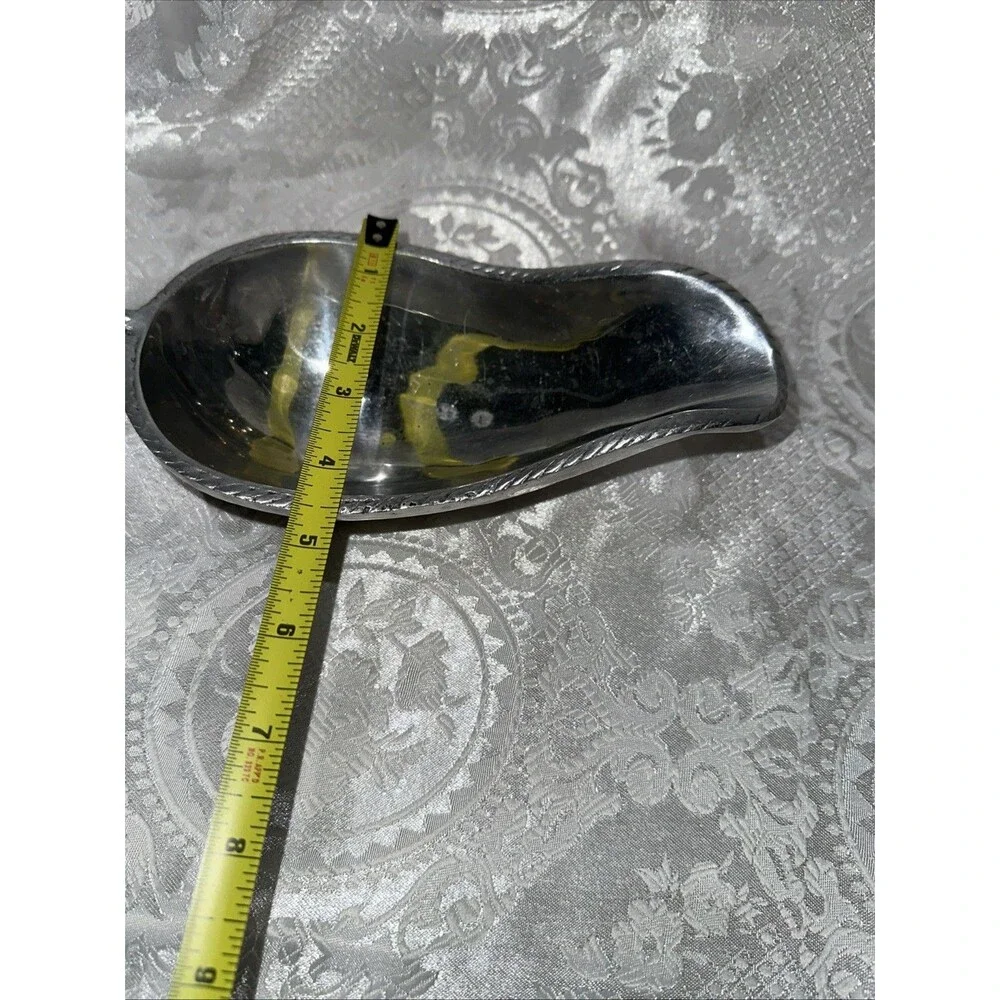 Serving Dish For Sauce Or Gravy